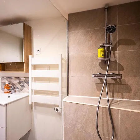Apartment Le Venitien Loft Avec Vue Sur Les Voiliers Martigues